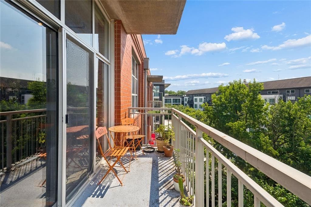 1 bedroom, 1 bathroom, 738 sq ft condominium for sale at 245 N Highland Avenue 321, Atlanta, GA 30307 — photo 3