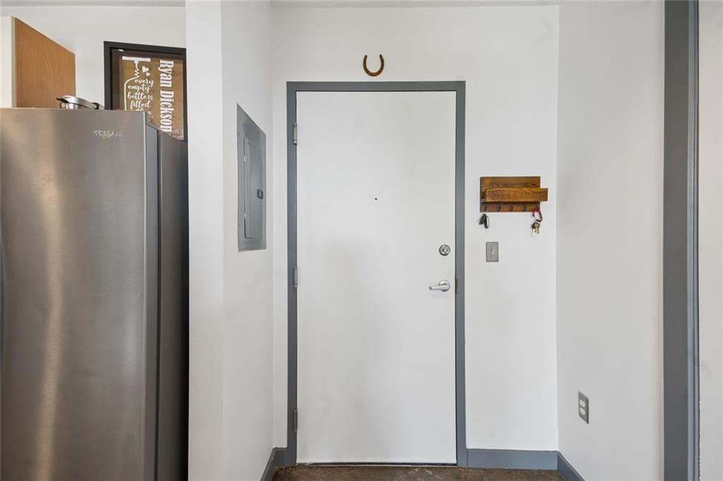 1 bedroom, 1 bathroom, 738 sq ft condominium for sale at 245 N Highland Avenue 321, Atlanta, GA 30307 — photo 8