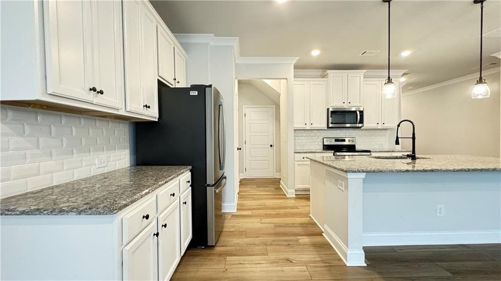 3 bedroom, 3 bathroom, 1,864 sq ft townhouse for rent at 4537 Cypress Park Drive, Gainesville, GA 30504 for $1,995 a month — photo 9