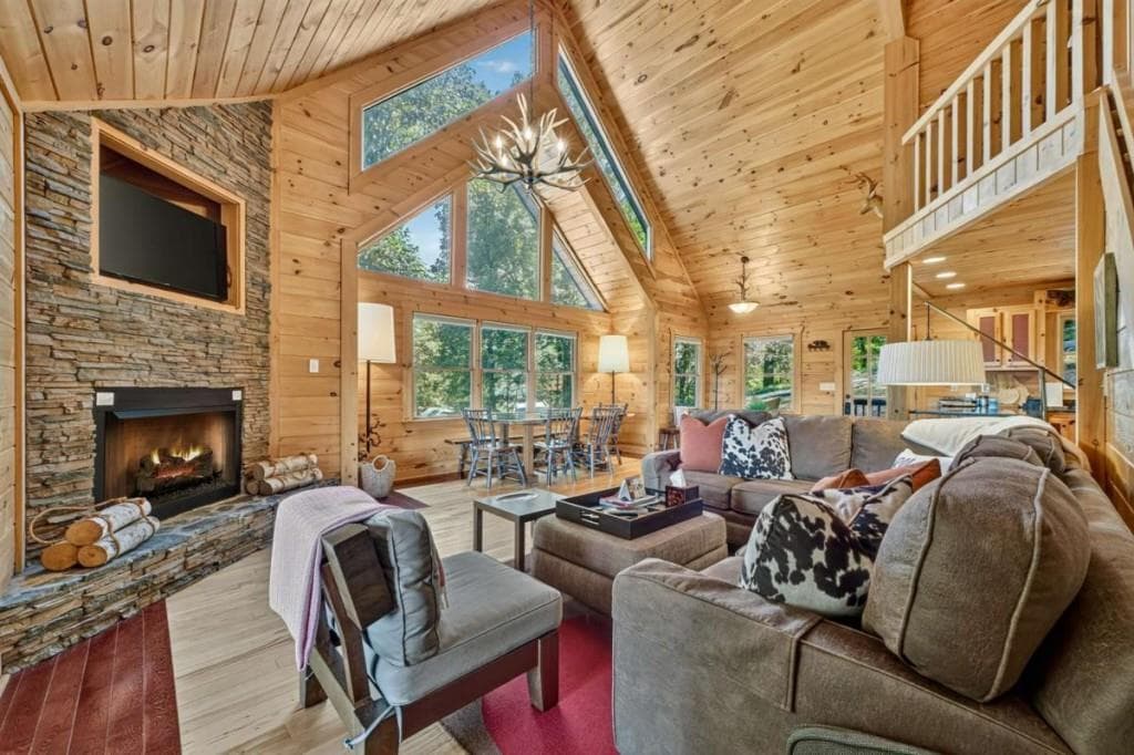 3 bedroom, 3 bathroom, 2,318 sq ft single family residence for sale at 917 Walnut Ridge, Ellijay, GA 30536 — photo 5