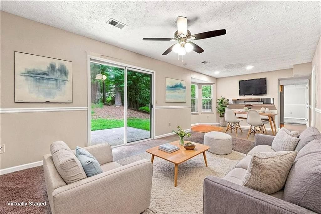 3 bedroom, 3 bathroom, 1,685 sq ft single family residence for sale at 10450 Summer Creek Drive, Johns Creek, GA 30022 — photo 5