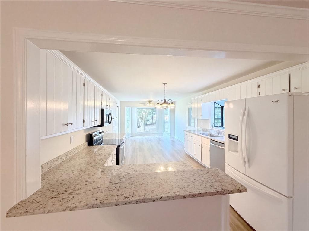 3 bedroom, 2 bathroom, 2,345 sq ft single family residence for sale at 3802 Claude Brewer Road, Loganville, GA 30052 — photo 2