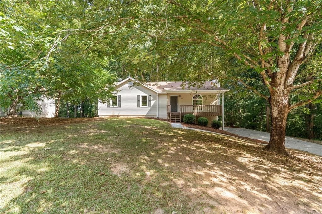 3 bedroom, 2 bathroom, 1,172 sq ft single family residence for sale at 356 Waterway Trail, Powder Springs, GA 30127 — photo 3