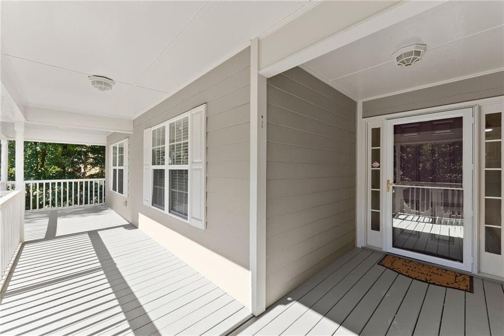 4 bedroom, 3 bathroom, 2,050 sq ft single family residence for sale at 4552 Mulberry Fields Lane, Auburn, GA 30011 — photo 8