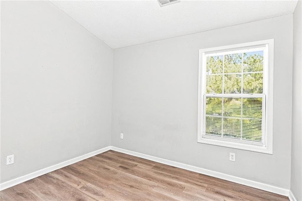 4 bedroom, 3 bathroom, 1,540 sq ft townhouse for rent at 8641 Thomas Lane, Riverdale, GA 30274 for $1,580 a month — photo 9
