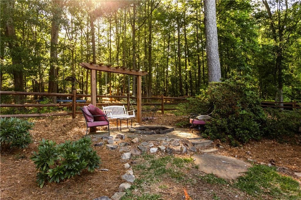 4 bedroom, 3 bathroom, 2,670 sq ft single family residence for sale at 931 Providence Lane, Monroe, GA 30656 — photo 7