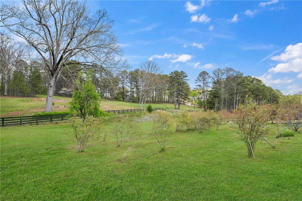 3 bedroom, 2 bathroom, 1,520 sq ft single family residence for sale at 16685 Hopewell Road, Milton, GA 30004 — photo 4