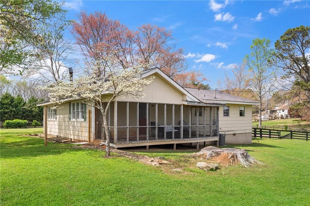 3 bedroom, 2 bathroom, 1,520 sq ft single family residence for sale at 16685 Hopewell Road, Milton, GA 30004 — photo 7