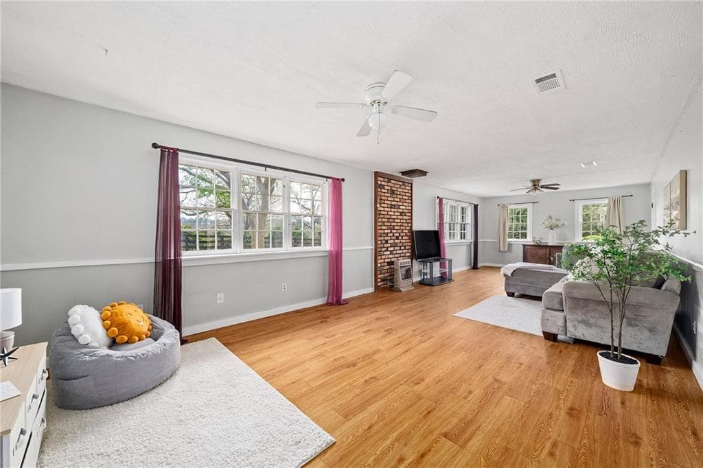 3 bedroom, 2 bathroom, 1,520 sq ft single family residence for sale at 16685 Hopewell Road, Milton, GA 30004 — photo 9