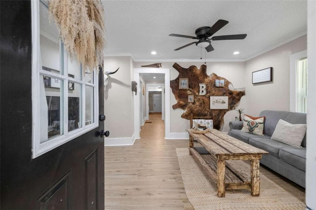 3 bedroom, 1 bathroom, 1,056 sq ft single family residence for sale at 283 Easy Street, Toccoa, GA 30577 — photo 3
