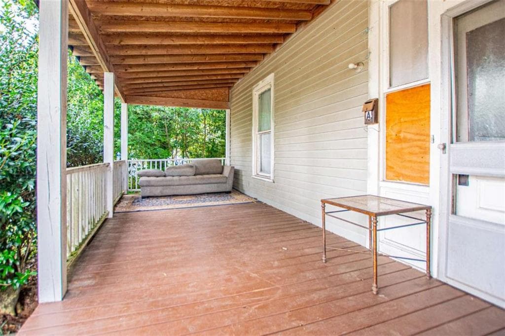 3 bedroom, 2 bathroom, 1,764 sq ft condominium under contract at 201 Austin Avenue, Carrollton, GA 30117 — photo 5