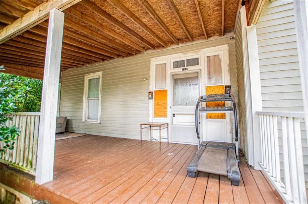 3 bedroom, 2 bathroom, 1,764 sq ft condominium under contract at 201 Austin Avenue, Carrollton, GA 30117 — photo 7