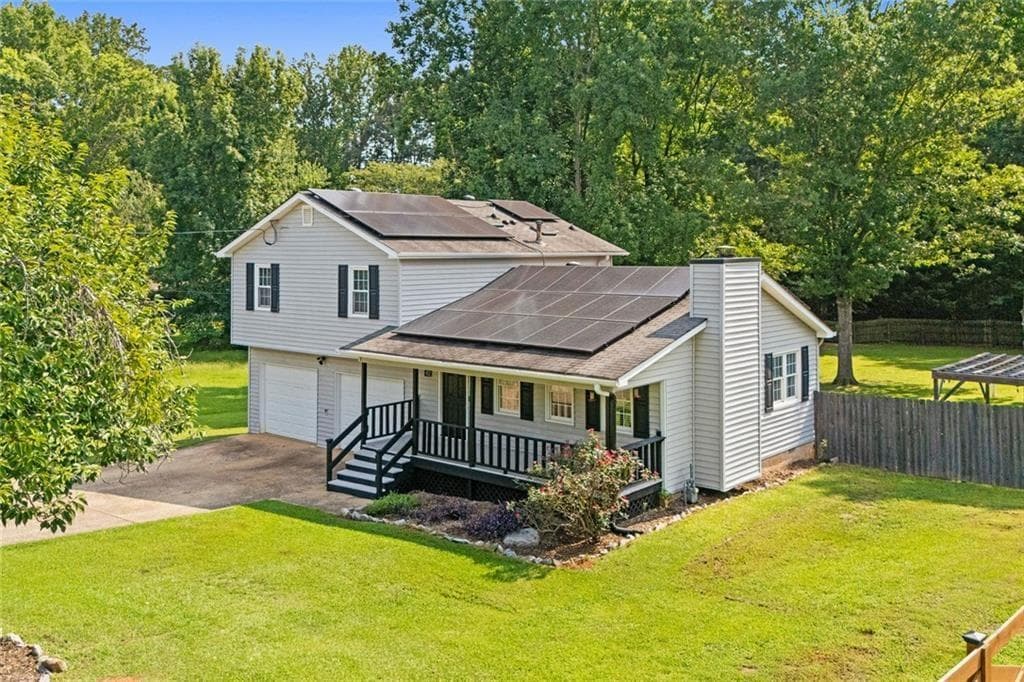 3 bedroom, 2 bathroom, 1,344 sq ft single family residence for sale at 42 Ansley Drive, Dallas, GA 30157 — photo 2