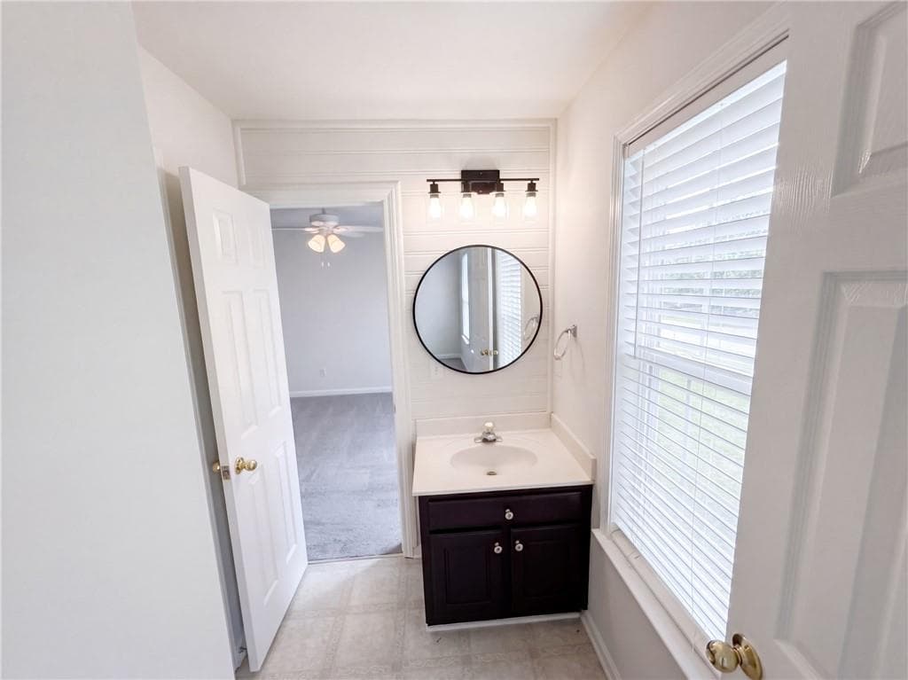 4 bedroom, 3 bathroom, 2,304 sq ft single family residence for sale at 12 Columns Way, Newnan, GA 30265 — photo 5