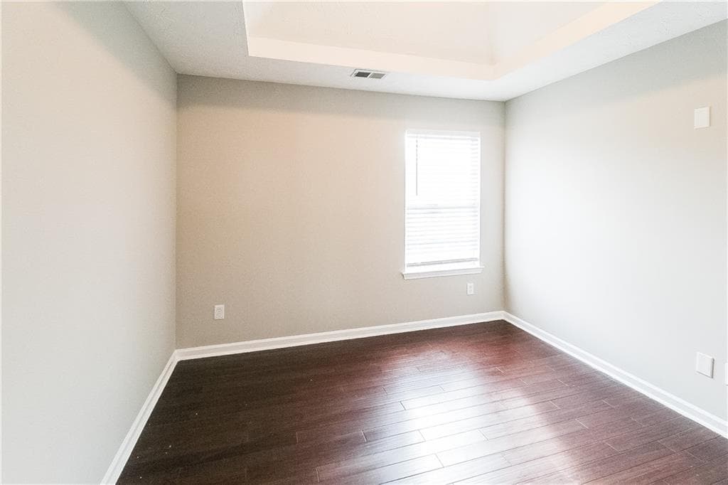 4 bedroom, 3 bathroom, 2,620 sq ft single family residence for sale at 145 Spring Lake Terrace, Covington, GA 30016 — photo 8