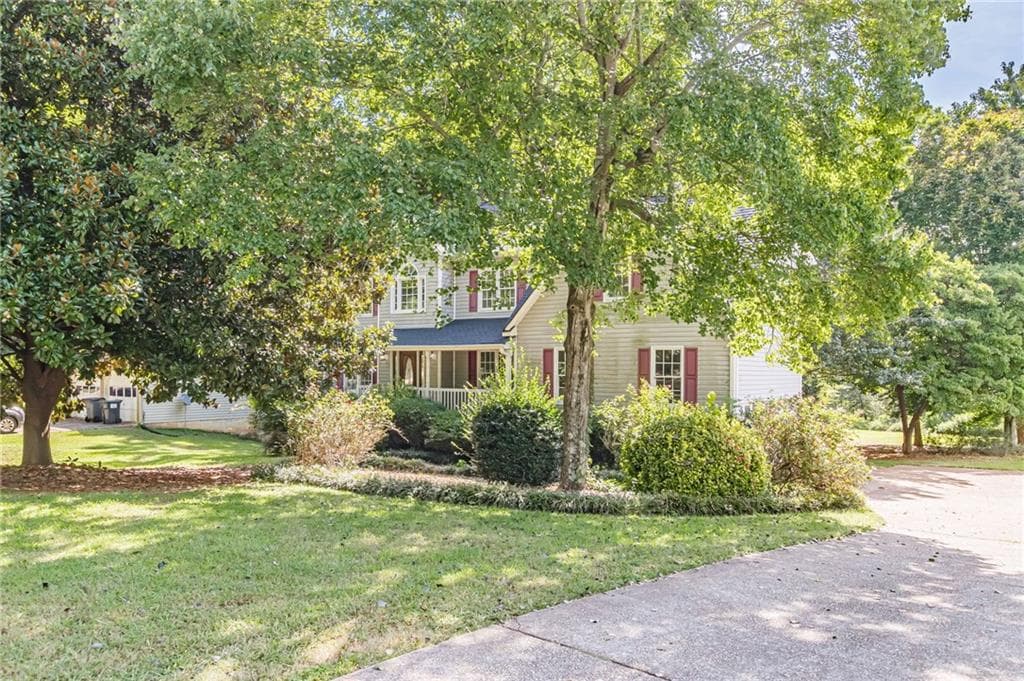 4 bedroom, 3 bathroom, 2,488 sq ft single family residence for sale at 170 Lakeview Lane, Hiram, GA 30141 — photo 4