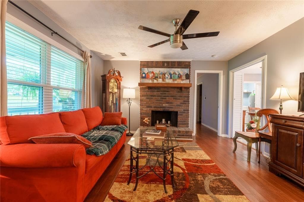 3 bedroom, 2 bathroom, 1,362 sq ft single family residence for sale at 2674 SARDIS Drive, Buford, GA 30519 — photo 6