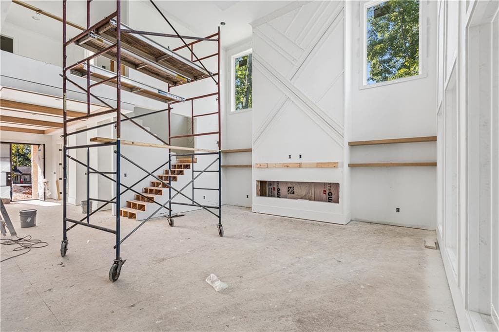 5 bedroom, 6 bathroom, 5,600 sq ft single family residence for sale at 1728 Plunketts Road, Buford, GA 30519 — photo 10