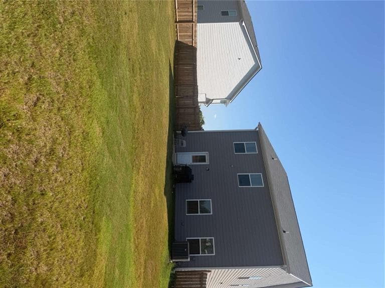 4 bedroom, 3 bathroom, 1 sq ft single family residence for sale at 129 Avondale Boulevard, Conyers, GA 30013 — photo 5