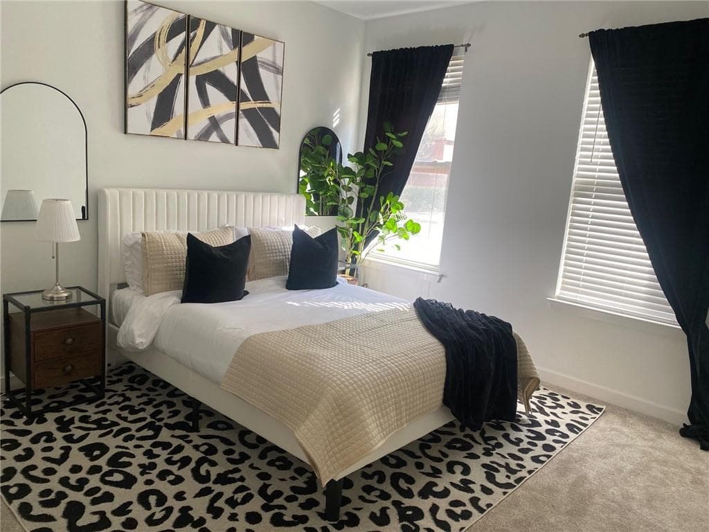 2 bedroom, 2 bathroom, 1,166 sq ft condominium for rent at 390 17th Street 2011, Atlanta, GA 30363 for $2,700 a month — photo 2