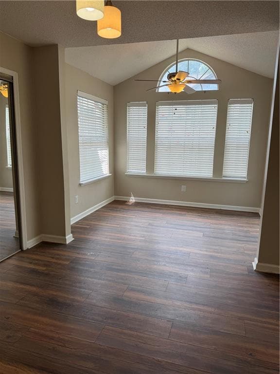 2 bedroom, 2 bathroom, 950 sq ft condominium for sale at 1018 Sandy Lane Drive, Alpharetta, GA 30022 — photo 10