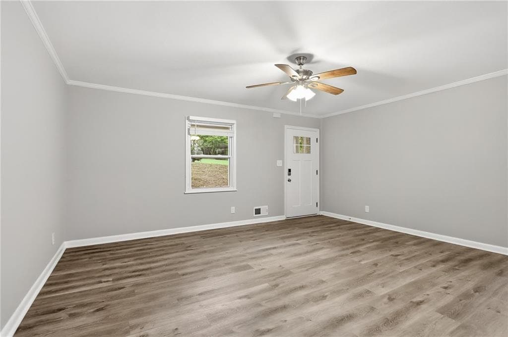4 bedroom, 2 bathroom, 2,330 sq ft single family residence for sale at 142 Learner Court, Marietta, GA 30060 — photo 8