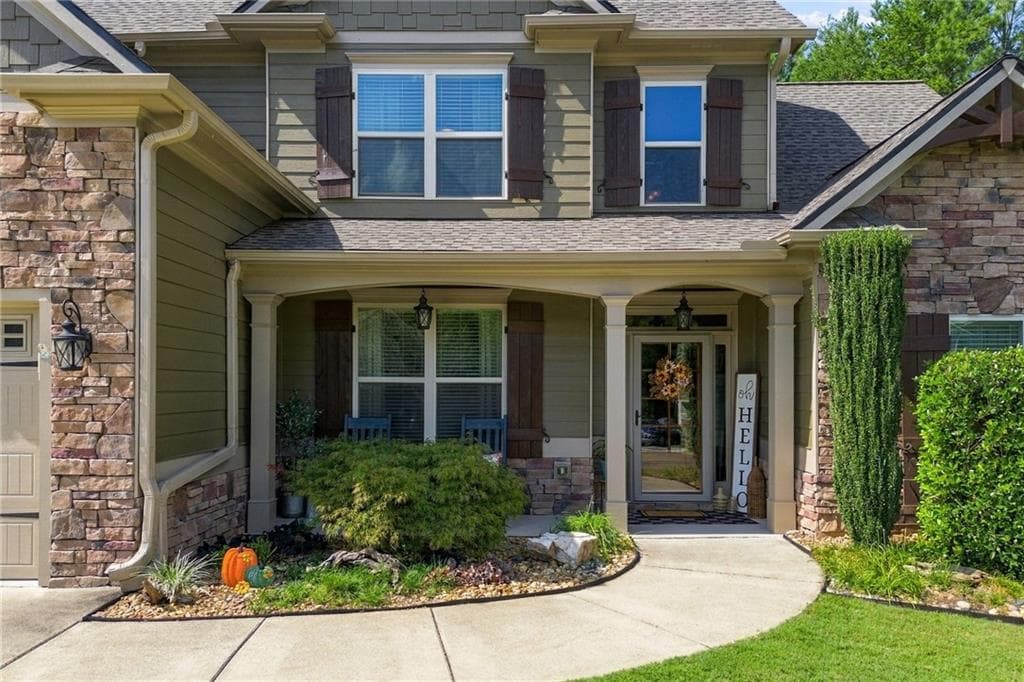 4 bedroom, 3 bathroom, 2,350 sq ft single family residence for sale at 257 S Mountain Brook Way, Ball Ground, GA 30107 — photo 2