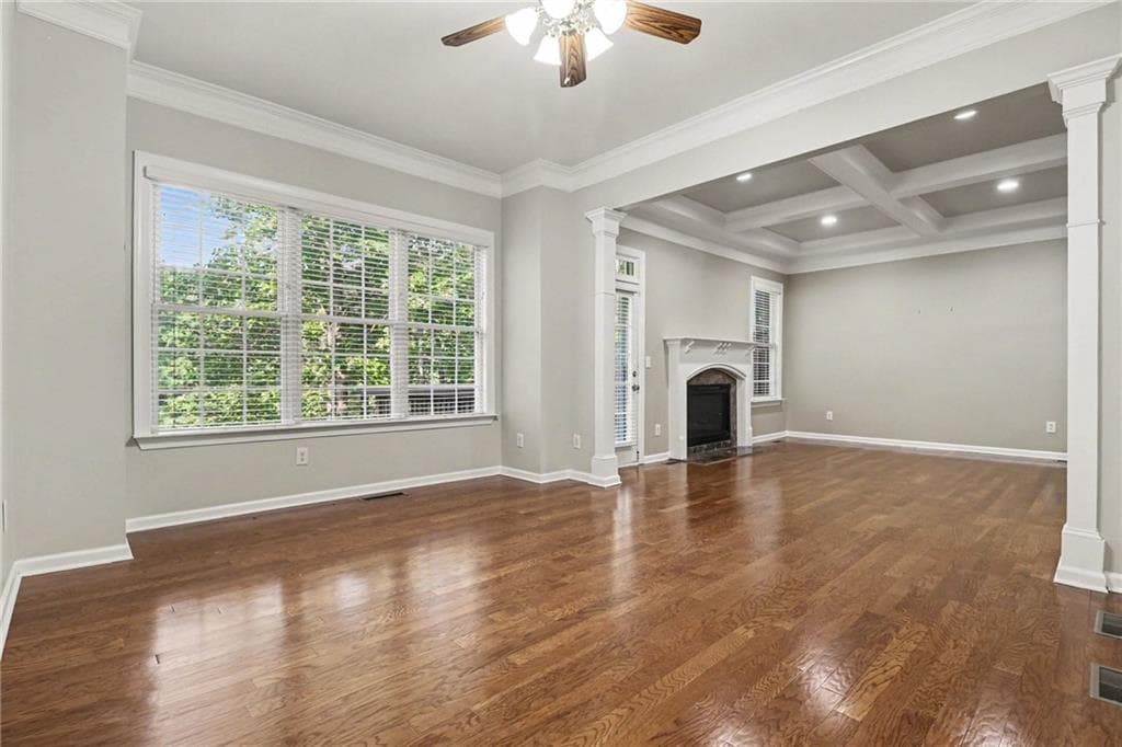 3 bedroom, 4 bathroom, 2,672 sq ft townhouse for sale at 3433 Kiveton Drive, Peachtree Corners, GA 30092 — photo 9