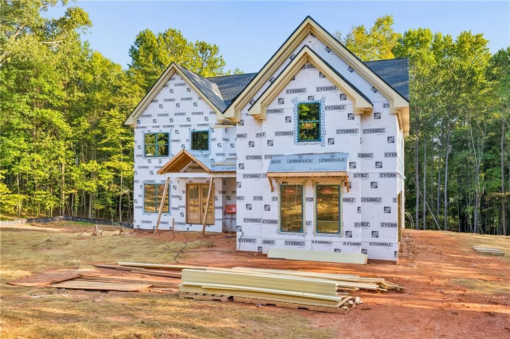 5 bedroom, 5 bathroom, 3,390 sq ft single family residence for sale at 549 Antrim Glen Drive, Hoschton, GA 30548 — photo 2