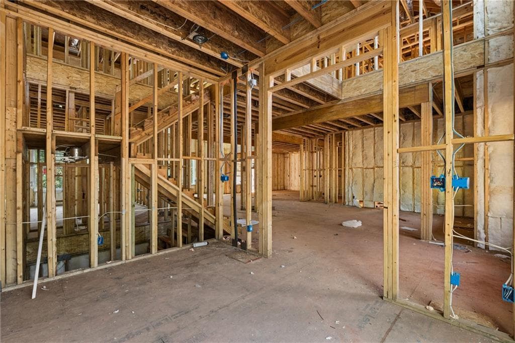 5 bedroom, 5 bathroom, 3,390 sq ft single family residence for sale at 549 Antrim Glen Drive, Hoschton, GA 30548 — photo 10