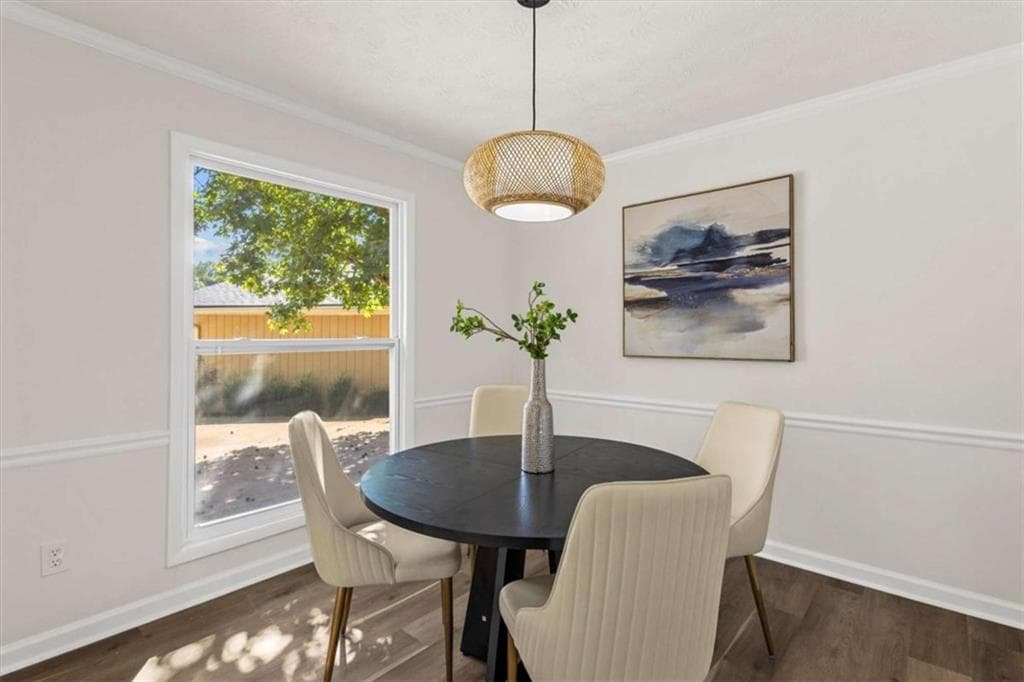 3 bedroom, 2 bathroom, 1,548 sq ft single family residence for sale at 4424 Carriage Trl, Stone Mountain, GA 30083 — photo 9