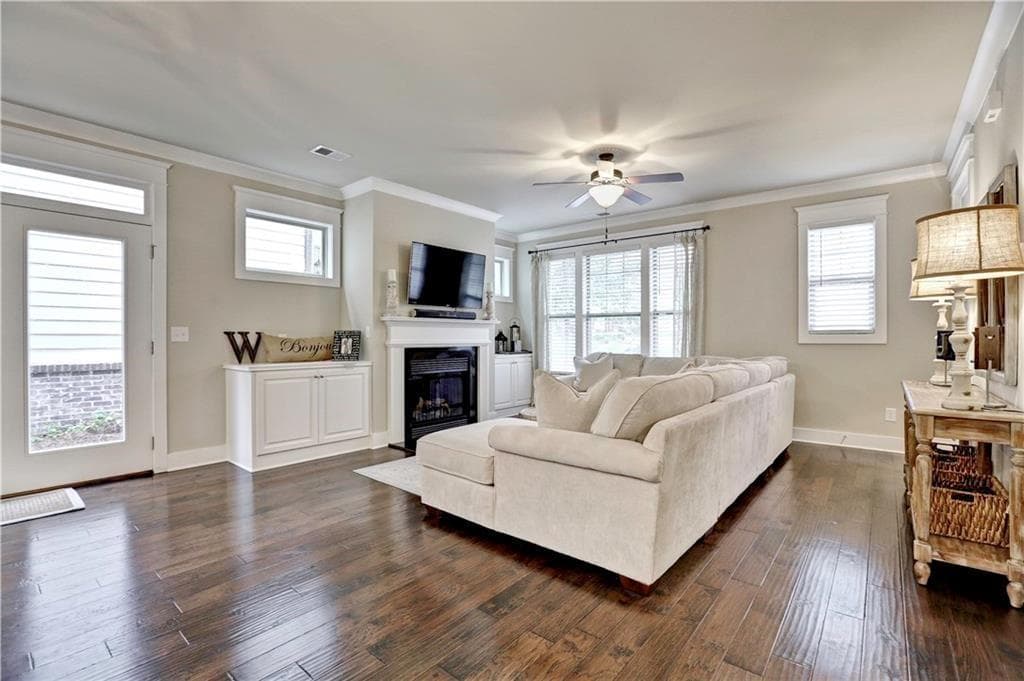 4 bedroom, 4 bathroom, 2,455 sq ft single family residence for sale at 2686 Telfair Drive, Smyrna, GA 30080 — photo 4