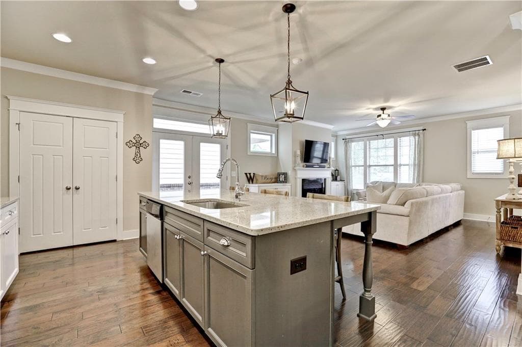 4 bedroom, 4 bathroom, 2,455 sq ft single family residence for sale at 2686 Telfair Drive, Smyrna, GA 30080 — photo 5