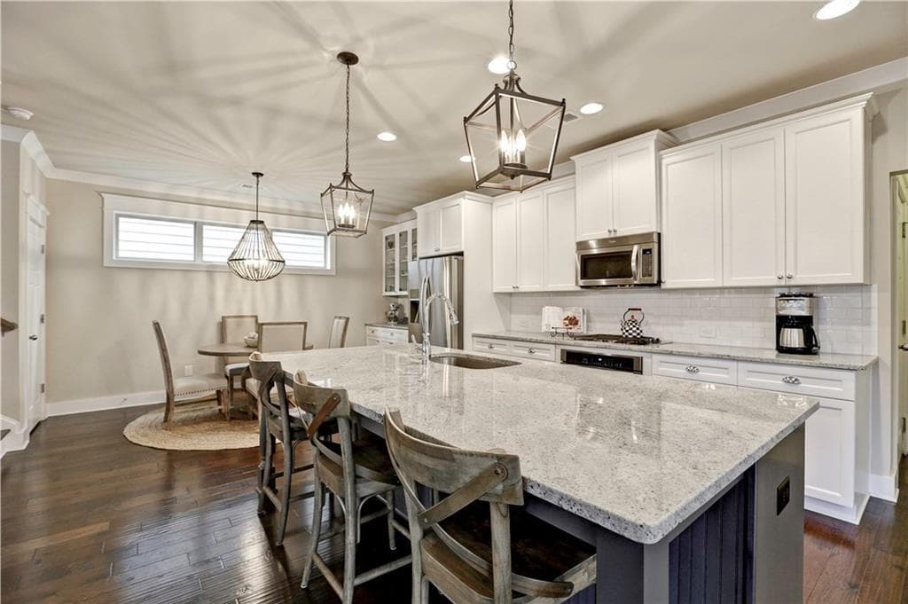 4 bedroom, 4 bathroom, 2,455 sq ft single family residence for sale at 2686 Telfair Drive, Smyrna, GA 30080 — photo 7