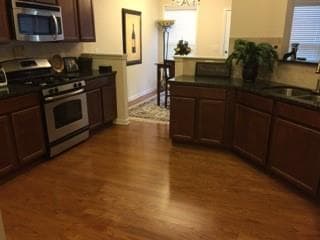 3 bedroom, 3 bathroom, 1,748 sq ft townhouse for rent at 1695 Winshire Cove, Alpharetta, GA 30004 for $2,600 a month — photo 3