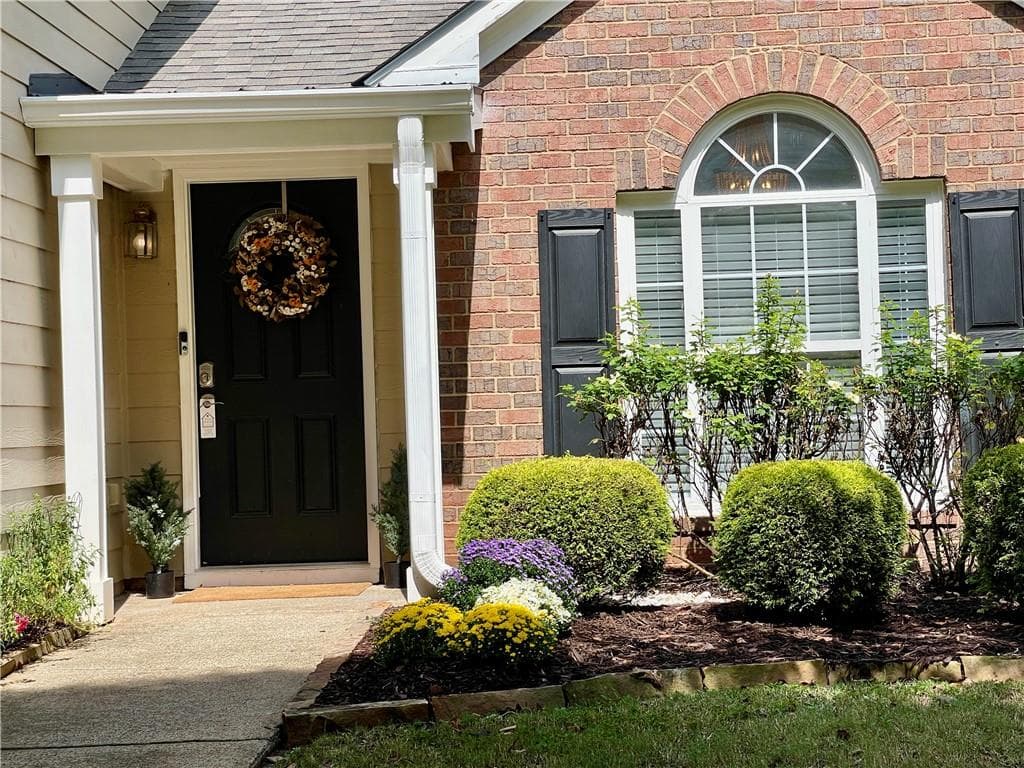 4 bedroom, 2 bathroom, 1,966 sq ft single family residence under contract at 312 Ethridge Drive, Kennesaw, GA 30144 — photo 3