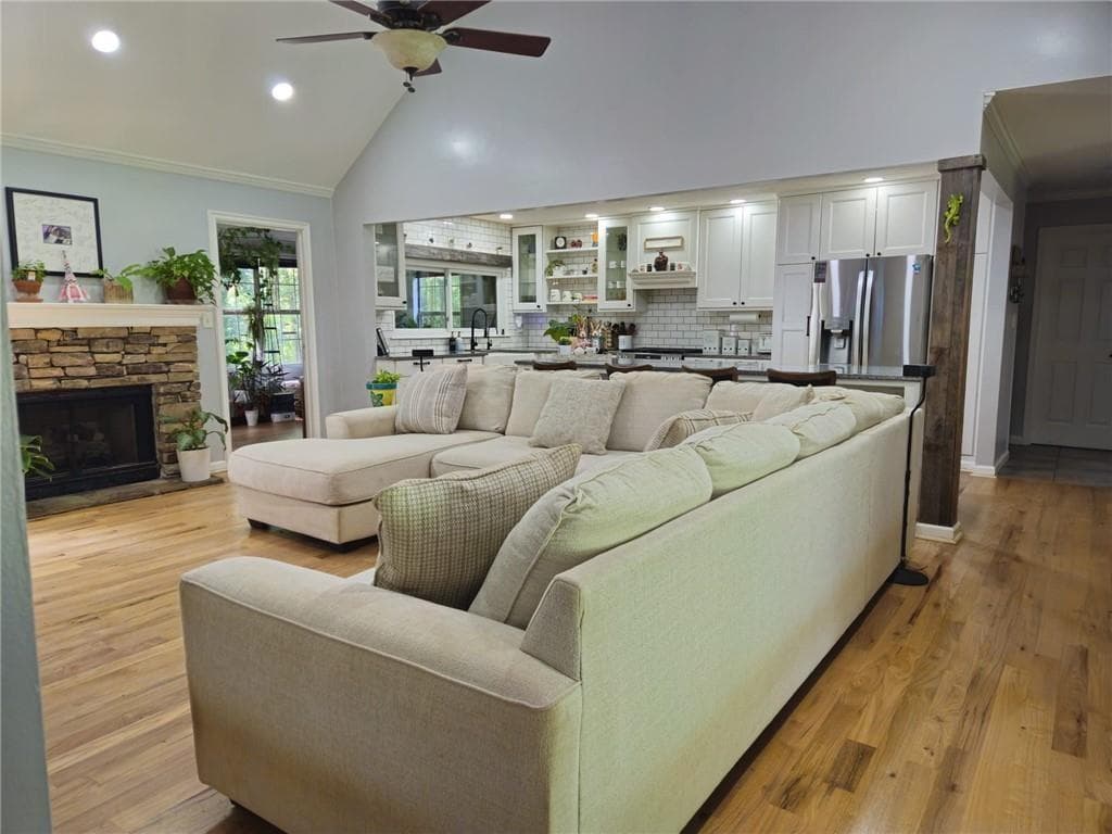 4 bedroom, 2 bathroom, 2,264 sq ft single family residence for sale at 115 Laney Court, Mcdonough, GA 30252 — photo 9