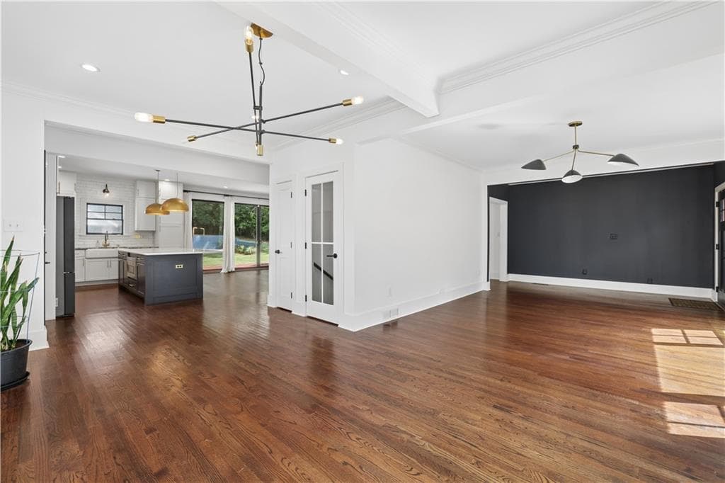 4 bedroom, 3 bathroom, 2,756 sq ft single family residence for rent at 1320 Pasadena Avenue, Atlanta, GA 30306 for $7,000 a month — photo 9