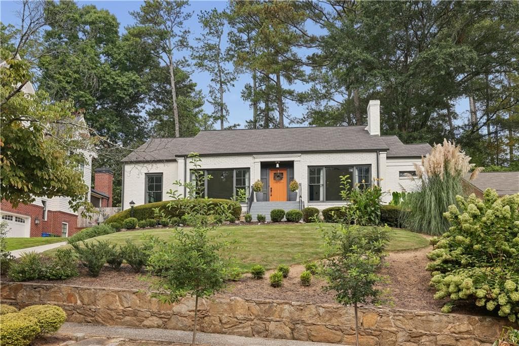 4 bedroom, 3 bathroom, 2,756 sq ft single family residence for rent at 1320 Pasadena Avenue, Atlanta, GA 30306 for $7,000 a month — photo 1 of 59