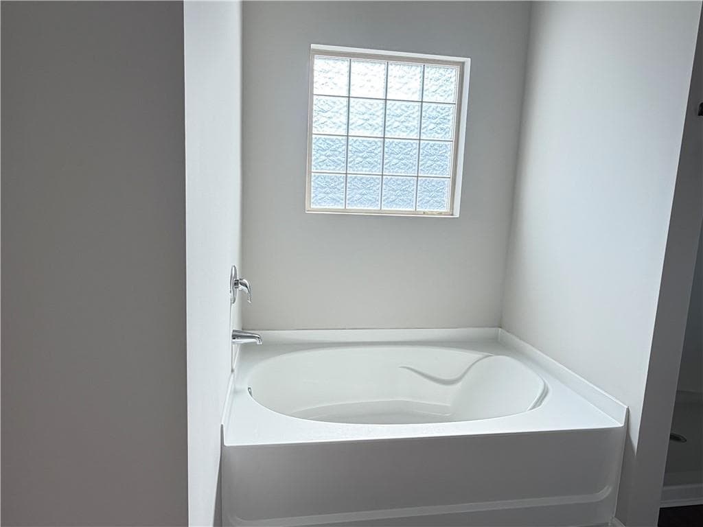 4 bedroom, 2 bathroom, 1,852 sq ft single family residence under contract at 26 Westin Way, Dallas, GA 30132 — photo 7