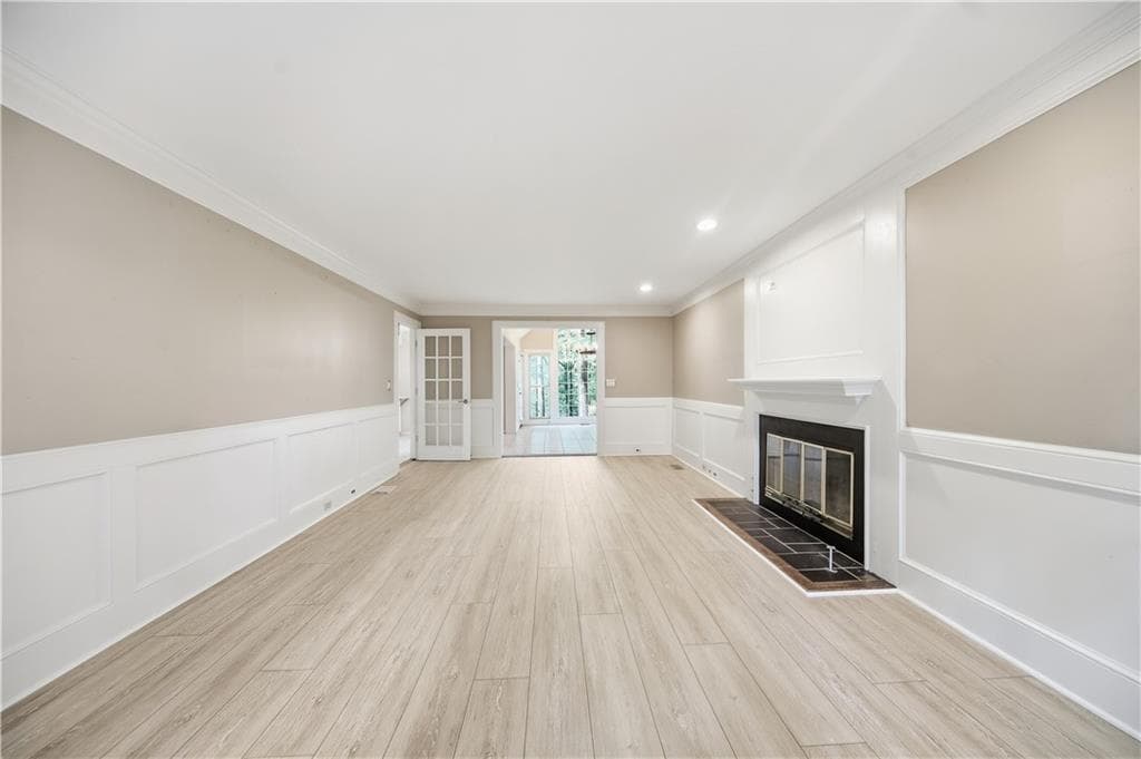 4 bedroom, 4 bathroom, 3,440 sq ft single family residence for sale at 4003 Oakview Court, Alpharetta, GA 30005 — photo 9