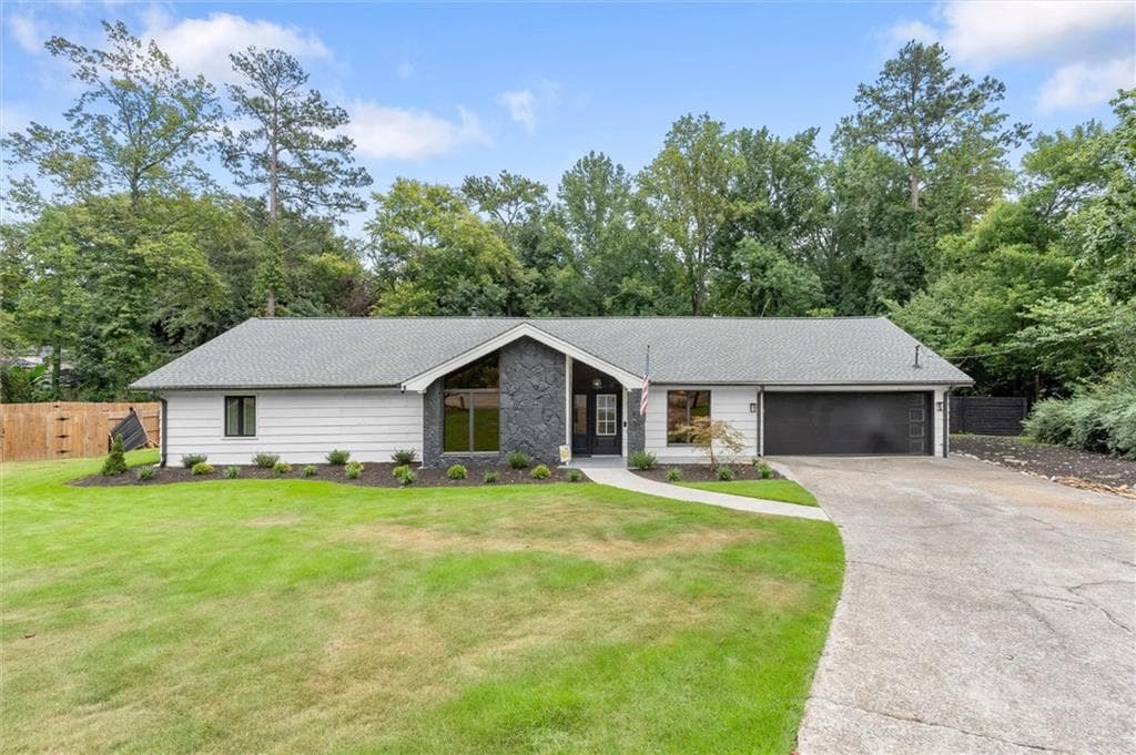 4 bedroom, 3 bathroom, 2,017 sq ft single family residence for sale at 1300 Chipping Court, Roswell, GA 30076 — photo 1 of 50