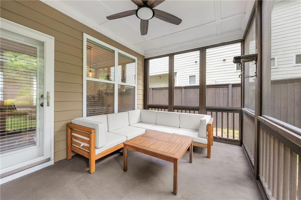 3 bedroom, 3 bathroom, 1,707 sq ft single family residence for sale at 1585 Habershal Road, Atlanta, GA 30318 — photo 4