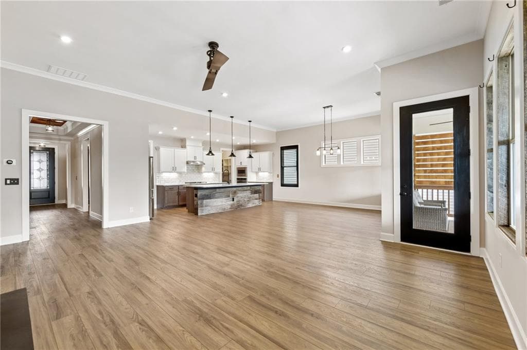 4 bedroom, 5 bathroom, 4,287 sq ft single family residence for sale at 419 Ontario Lane, Hoschton, GA 30548 — photo 8