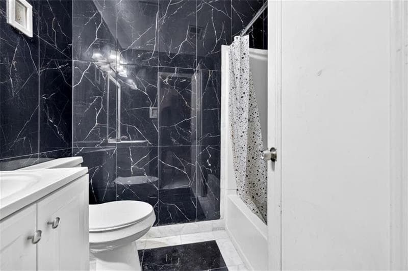 4 bedroom, 2 bathroom, 1,585 sq ft single family residence for sale at 852 Alfred Road, Atlanta, GA 30331 — photo 4