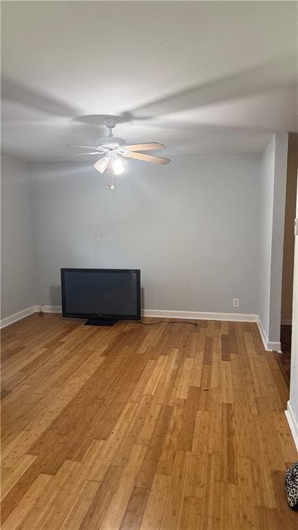 3 bedroom, 1 bathroom, 1,100 sq ft single family residence for sale at 2840 Carriage Lane, South Fulton, GA 30349 — photo 2
