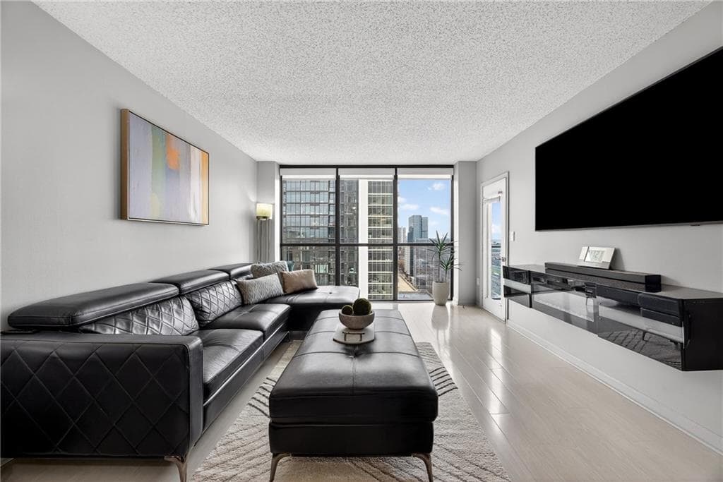 1 bedroom, 1 bathroom, 813 sq ft condominium for sale at 1280 W Peachtree Street 2708, Atlanta, GA 30309