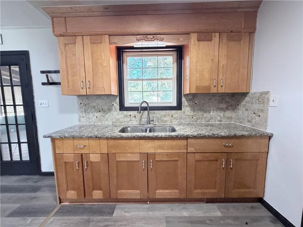 3 bedroom, 2 bathroom, 1,338 sq ft single family residence for sale at 2153 Cruse Road, Lawrenceville, GA 30044 — photo 8