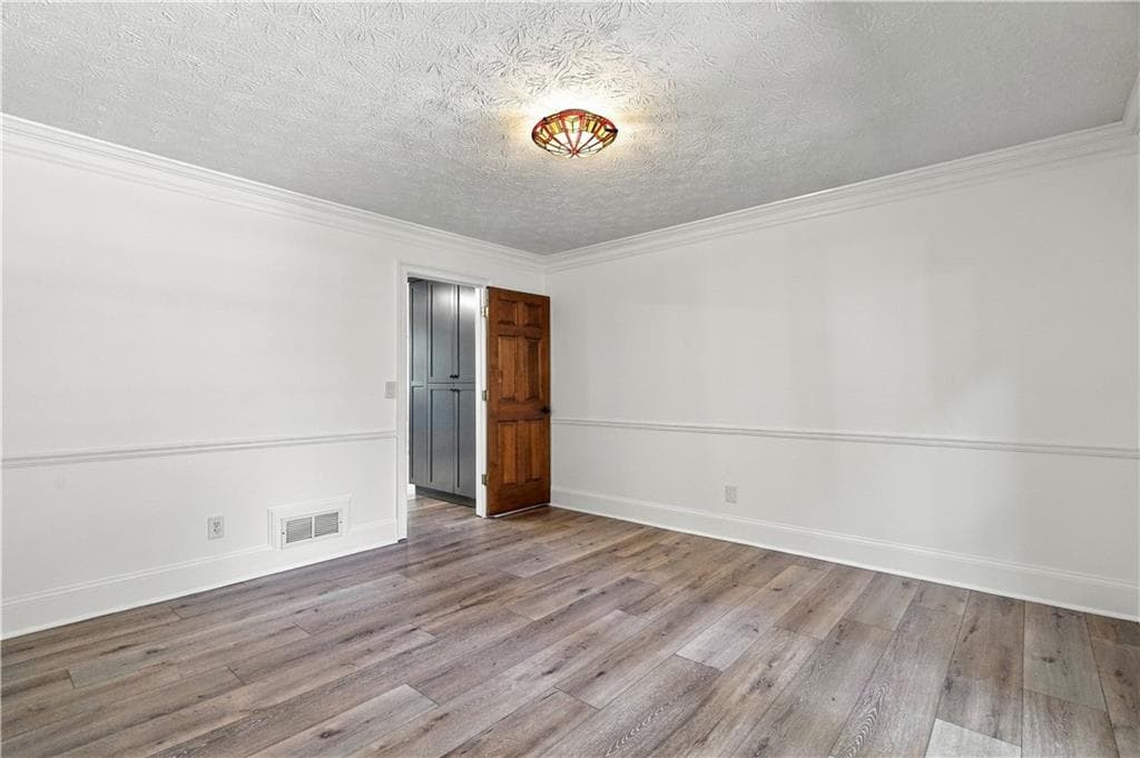 5 bedroom, 4 bathroom, 3,548 sq ft single family residence for sale at 4690 Nutmeg Way, Lilburn, GA 30047 — photo 6