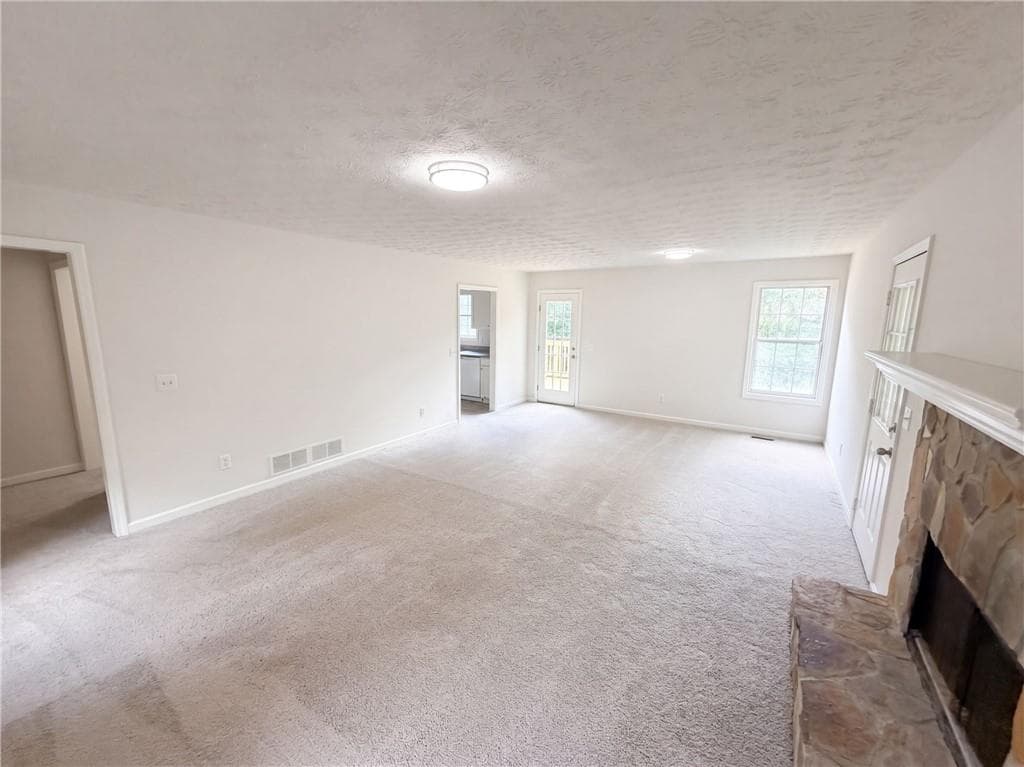 3 bedroom, 2 bathroom, 1,466 sq ft single family residence for sale at 1179 Horsley Mill Road, Carrollton, GA 30116 — photo 4